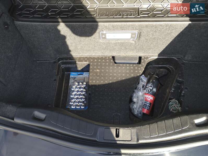 Седан Ford Fusion 2017 в Полтаві