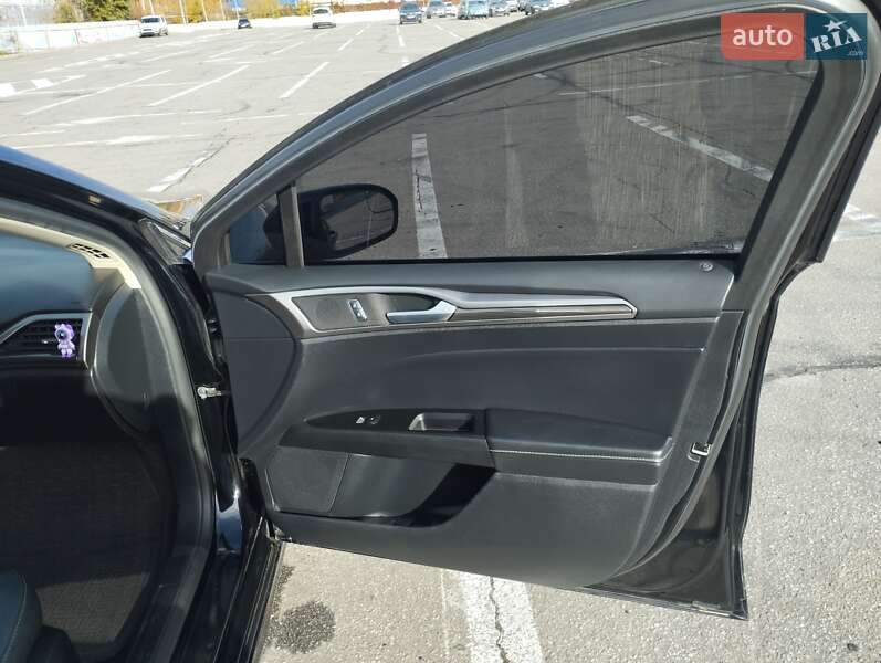 Седан Ford Fusion 2017 в Полтаві