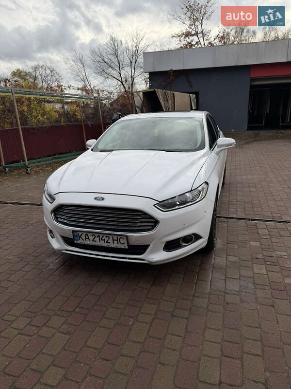 Седан Ford Fusion 2016 в Києві