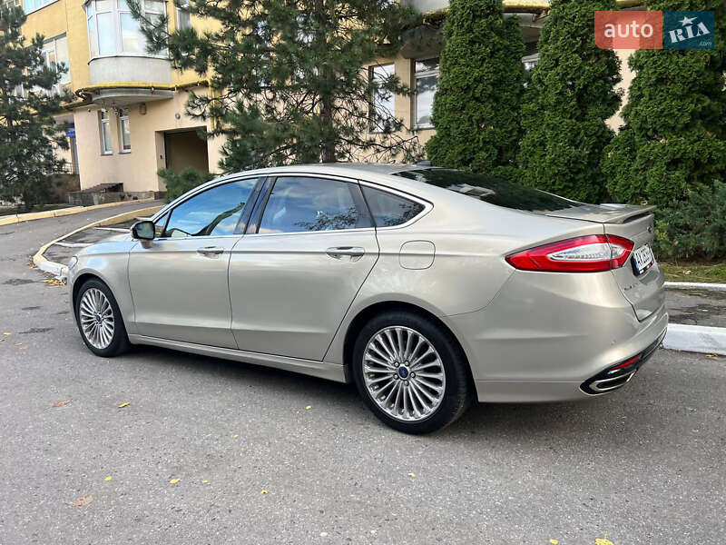 Седан Ford Fusion 2015 в Харкові