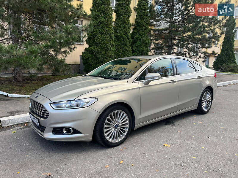 Седан Ford Fusion 2015 в Харкові