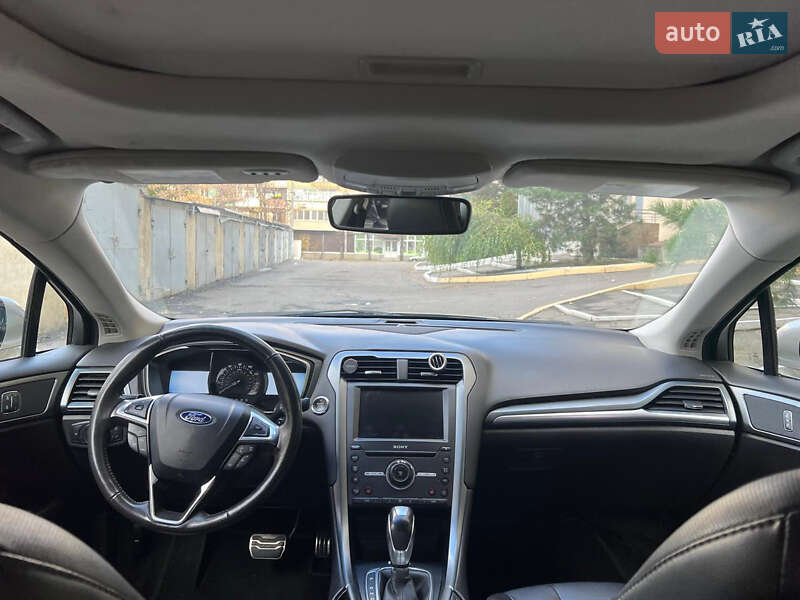 Седан Ford Fusion 2015 в Харкові