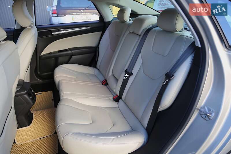Седан Ford Fusion 2014 в Киеве фото 10 Седан Ford Fusion 2014 в Киеве