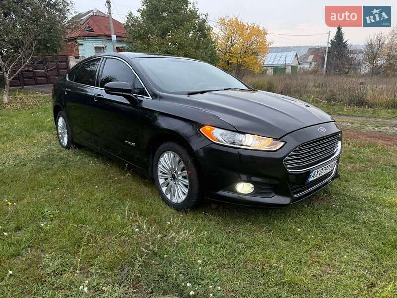 Седан Ford Fusion 2014 в Харькове