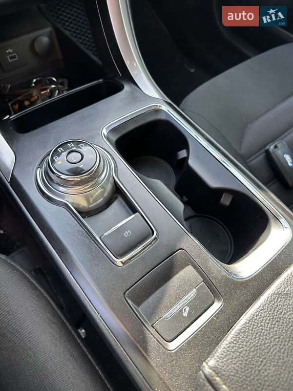 Седан Ford Fusion 2018 в Дніпрі фото 24 Седан Ford Fusion 2018 в Дніпрі