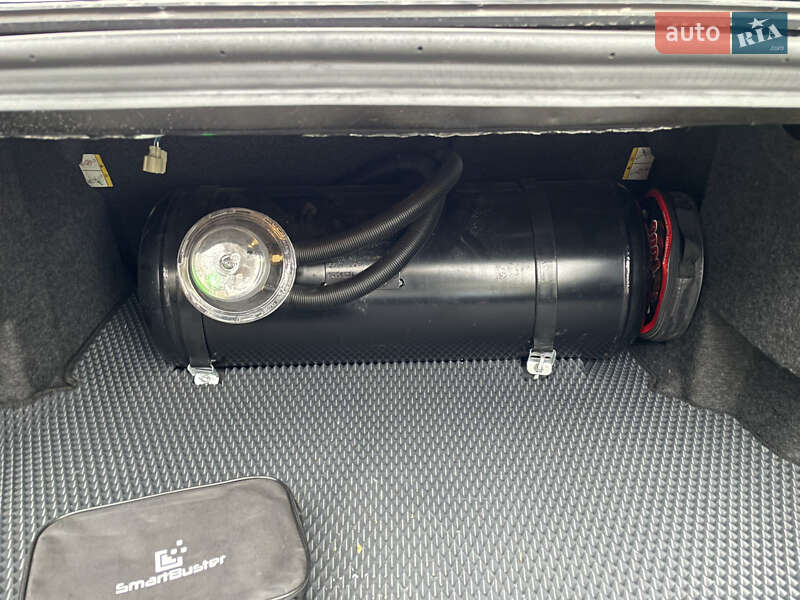 Седан Ford Fusion 2018 в Вараші