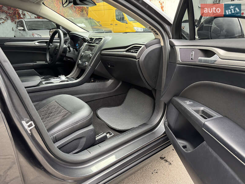 Седан Ford Fusion 2019 в Києві фото 20 Седан Ford Fusion 2019 в Києві