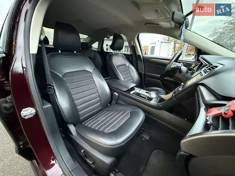 Седан Ford Fusion 2017 в Киеве фото 18 Седан Ford Fusion 2017 в Киеве