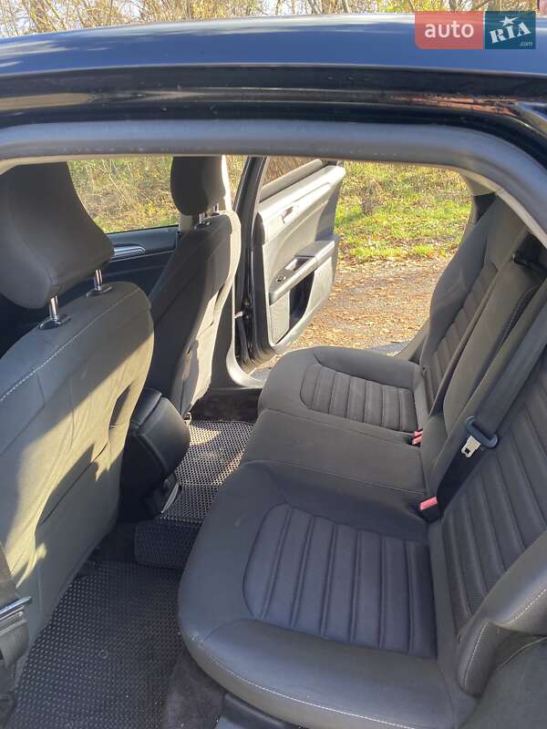 Седан Ford Fusion 2016 в Звенигородці фото 5 Седан Ford Fusion 2016 в Звенигородці