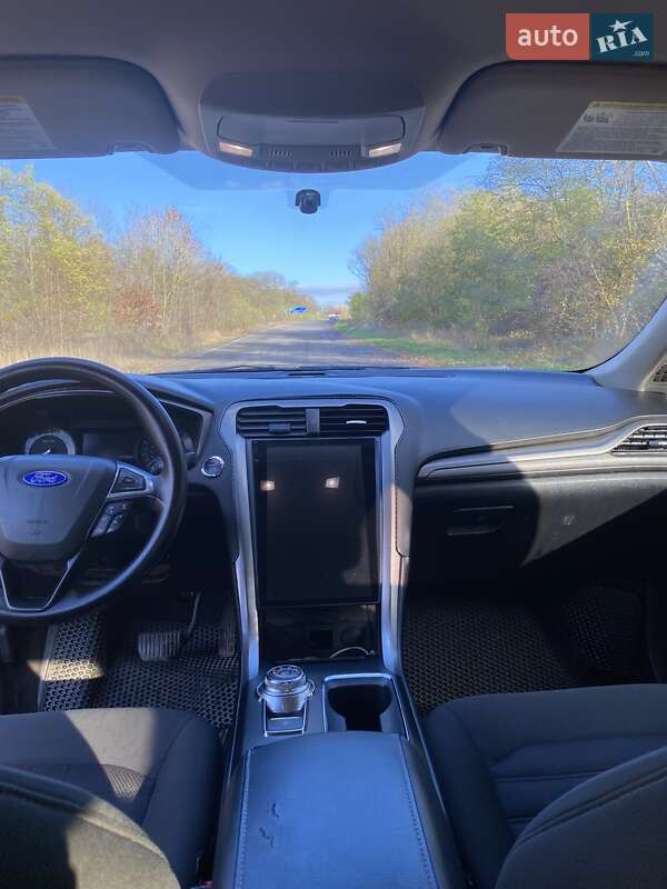 Седан Ford Fusion 2016 в Звенигородці фото 7 Седан Ford Fusion 2016 в Звенигородці