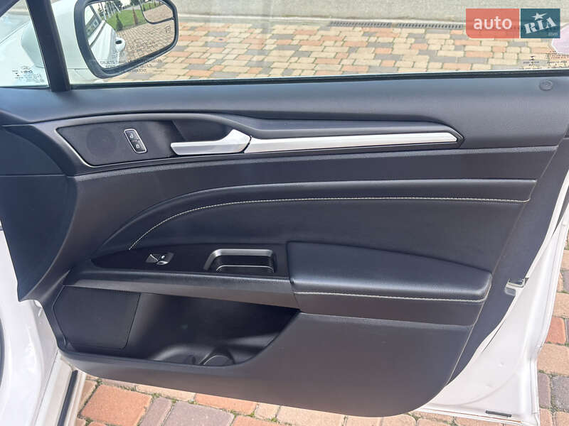Седан Ford Fusion 2018 в Чорноморську фото 11 Седан Ford Fusion 2018 в Чорноморську
