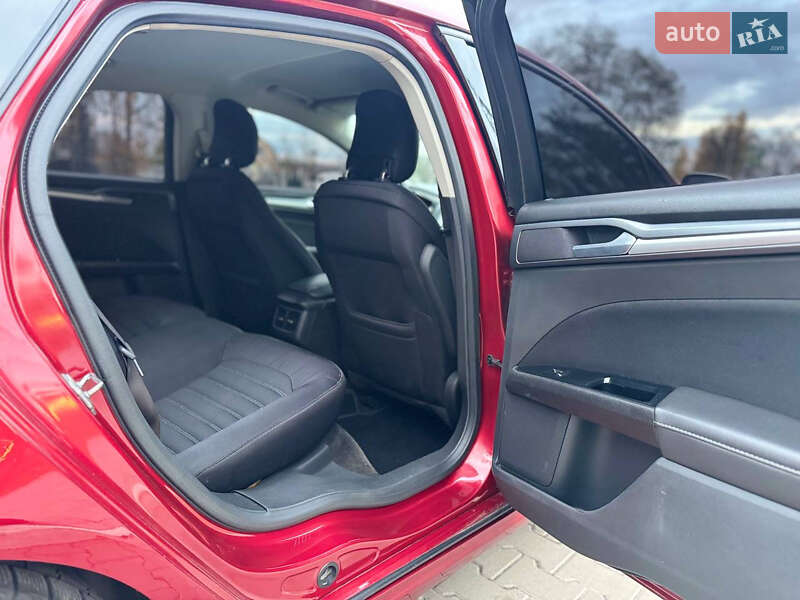 Седан Ford Fusion 2014 в Києві фото 19 Седан Ford Fusion 2014 в Києві