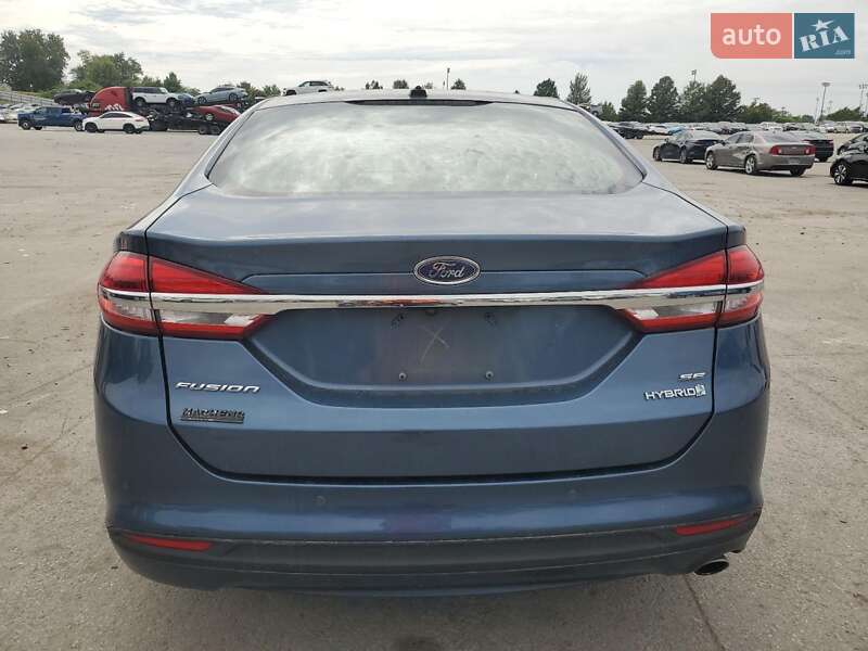 Седан Ford Fusion 2018 в Львове