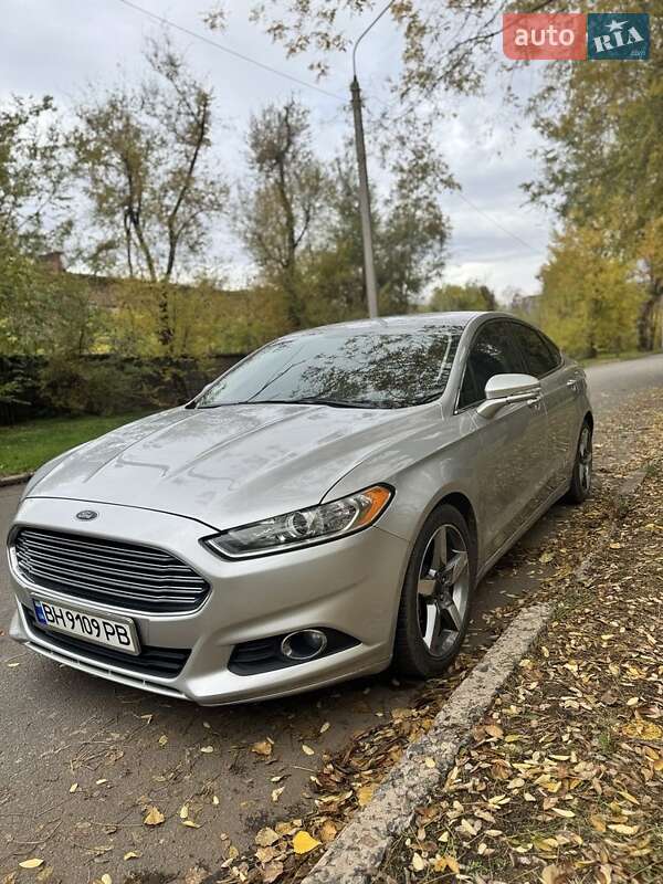 Седан Ford Fusion 2013 в Кривому Розі фото 8 Седан Ford Fusion 2013 в Кривому Розі
