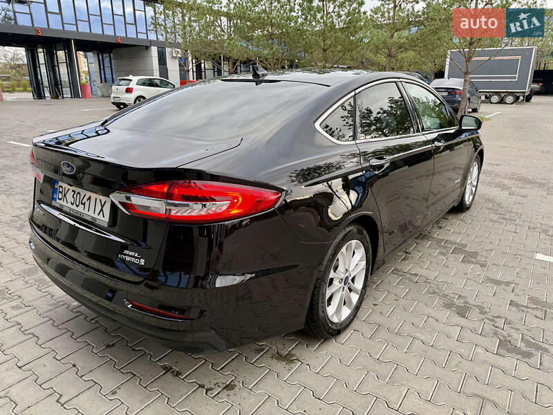 Седан Ford Fusion 2019 в Рівному фото 7 Седан Ford Fusion 2019 в Рівному