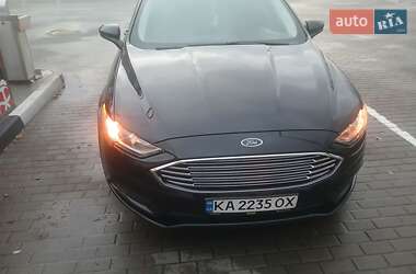 Седан Ford Fusion 2016 в Киеве Седан Ford Fusion 2016 в Киеве