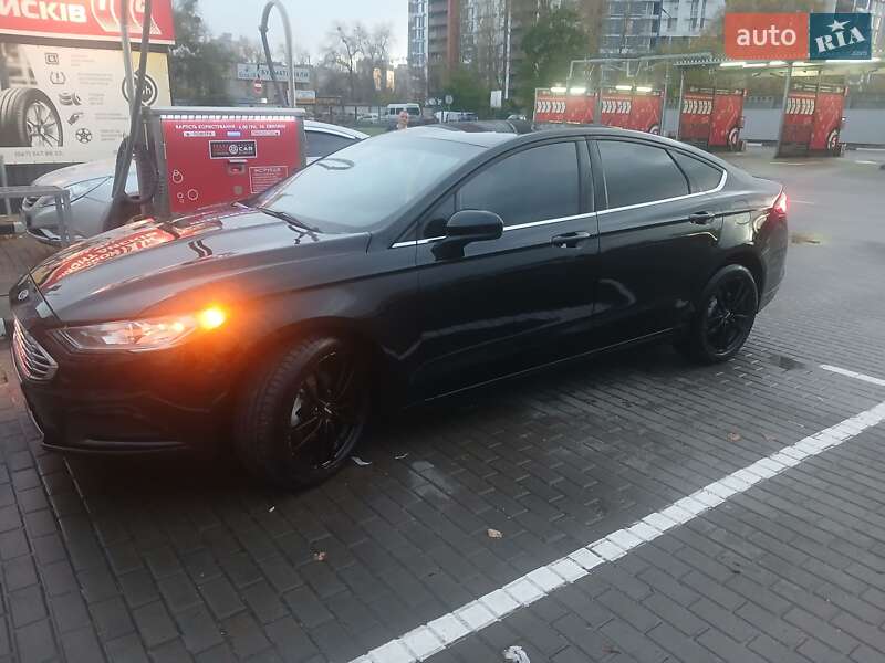 Седан Ford Fusion 2016 в Києві фото 28 Седан Ford Fusion 2016 в Києві