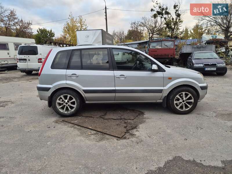 Хетчбек Ford Fusion 2008 в Києві фото 11 Хетчбек Ford Fusion 2008 в Києві