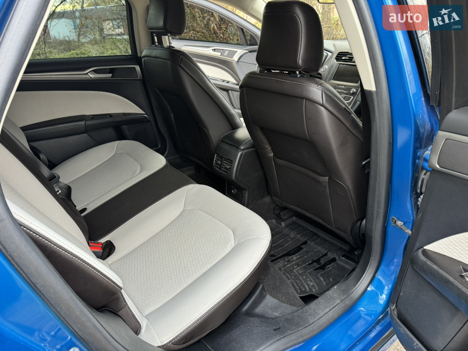 2020 Ford Fusion - мініатюра 32