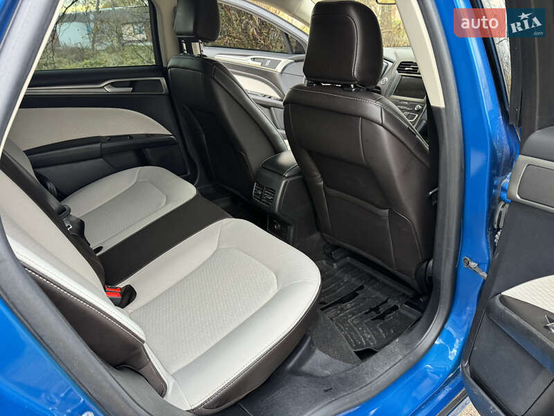 Седан Ford Fusion 2020 в Житомирі