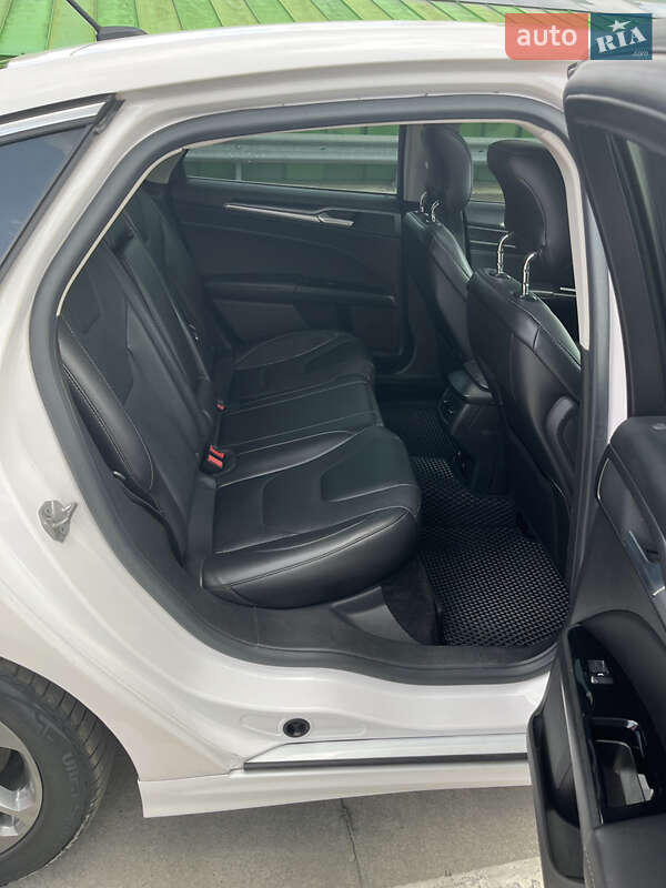 Седан Ford Fusion 2013 в Києві фото 7 Седан Ford Fusion 2013 в Києві