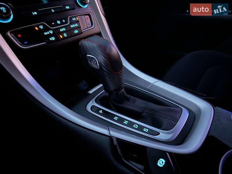 Седан Ford Fusion 2015 в Киеве фото 25 Седан Ford Fusion 2015 в Киеве