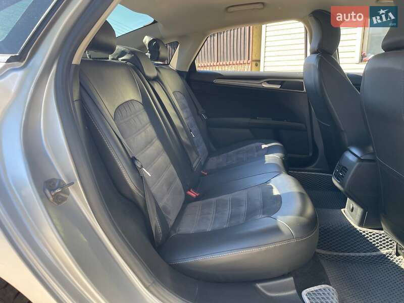 Седан Ford Fusion 2017 в Киеве