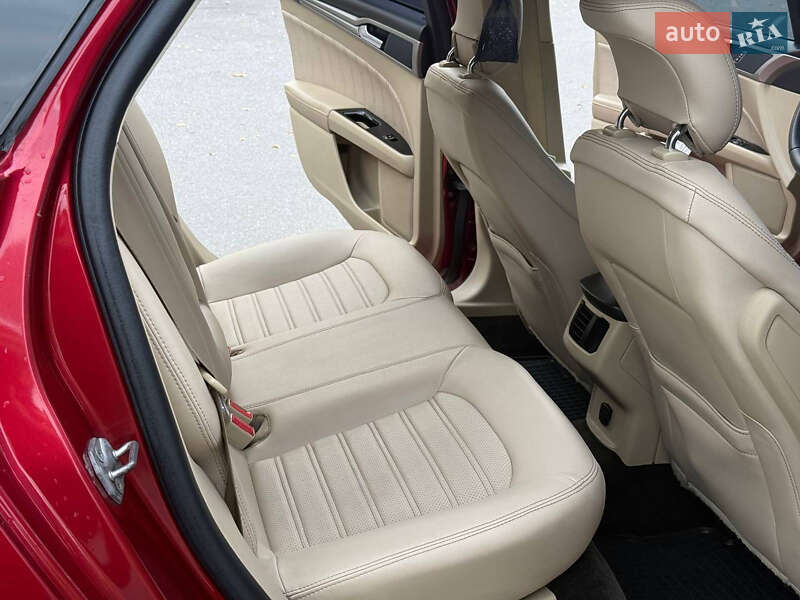 Седан Ford Fusion 2013 в Вінниці