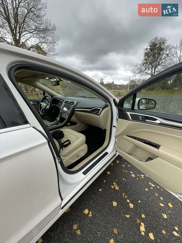 Седан Ford Fusion 2015 в Гадячі фото 12 Седан Ford Fusion 2015 в Гадячі