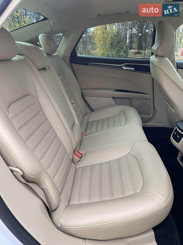 Седан Ford Fusion 2015 в Гадячі фото 15 Седан Ford Fusion 2015 в Гадячі