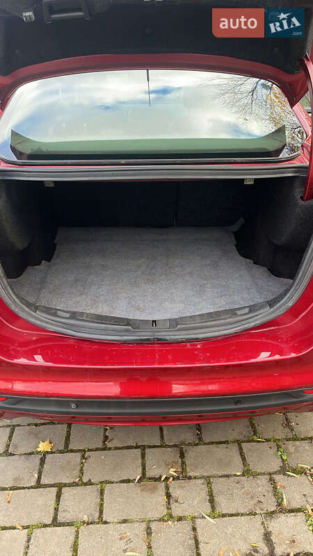 Седан Ford Fusion 2013 в Луцке фото 5 Седан Ford Fusion 2013 в Луцке