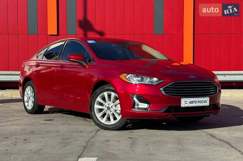 Ford Fusion 2020