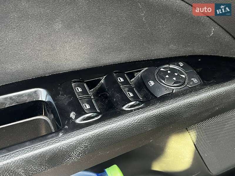 Седан Ford Fusion 2016 в Києві