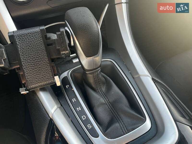 Седан Ford Fusion 2016 в Києві