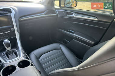 Седан Ford Fusion 2012 в Днепре