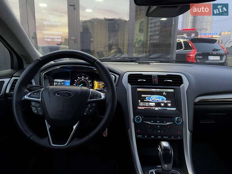 Седан Ford Fusion 2013 в Киеве фото 14 Седан Ford Fusion 2013 в Киеве