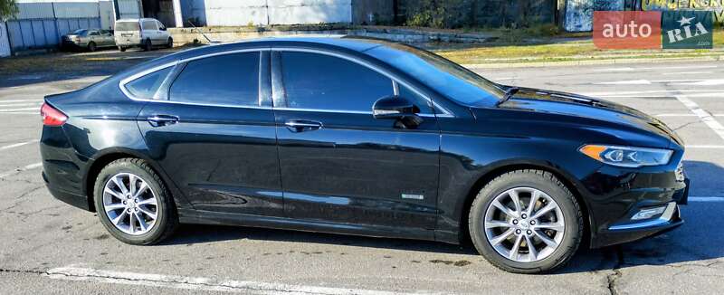 Седан Ford Fusion 2017 в Полтаві