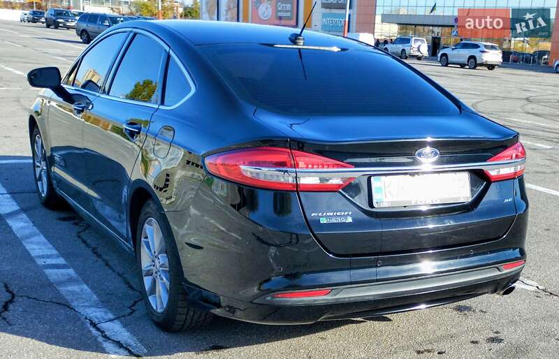Седан Ford Fusion 2017 в Полтаві
