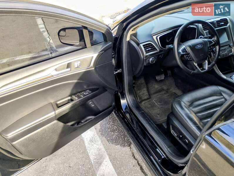 Седан Ford Fusion 2017 в Полтаві