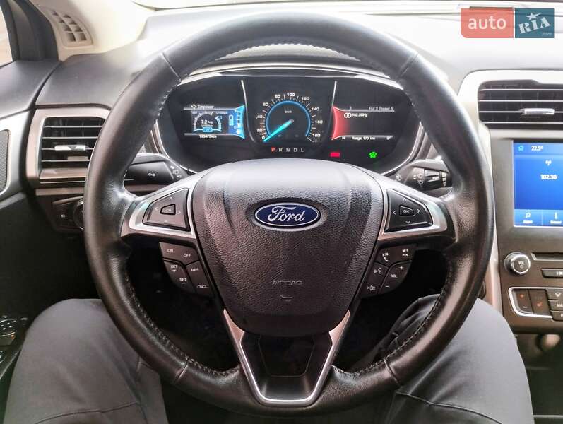 Седан Ford Fusion 2017 в Полтаві