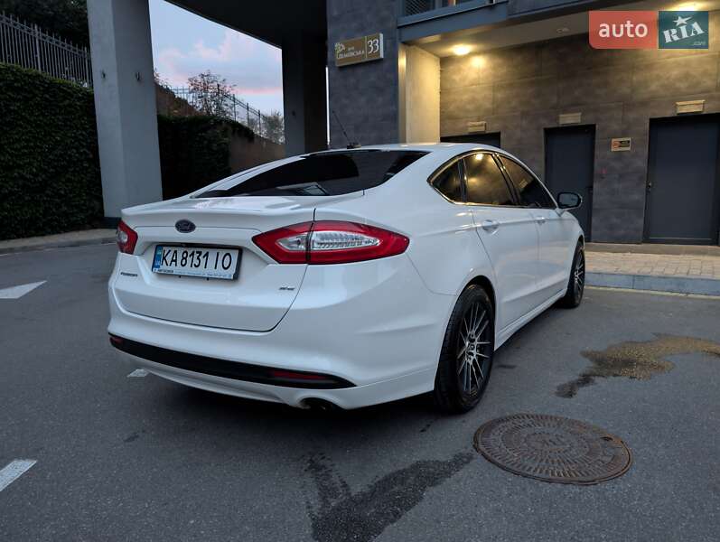 Седан Ford Fusion 2014 в Киеве фото 3 Седан Ford Fusion 2014 в Киеве