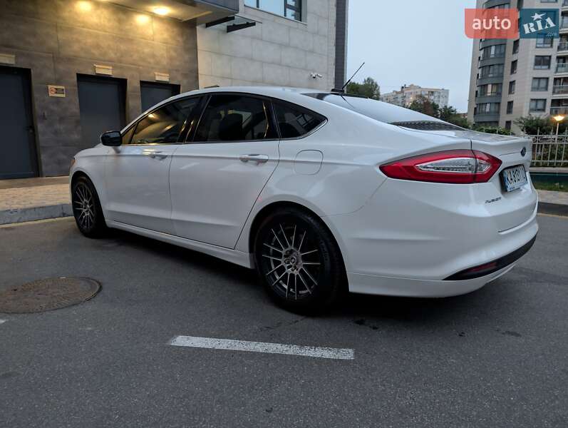 Седан Ford Fusion 2014 в Киеве фото 5 Седан Ford Fusion 2014 в Киеве