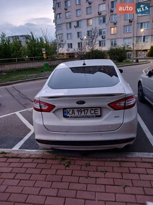 Седан Ford Fusion 2016 в Киеве