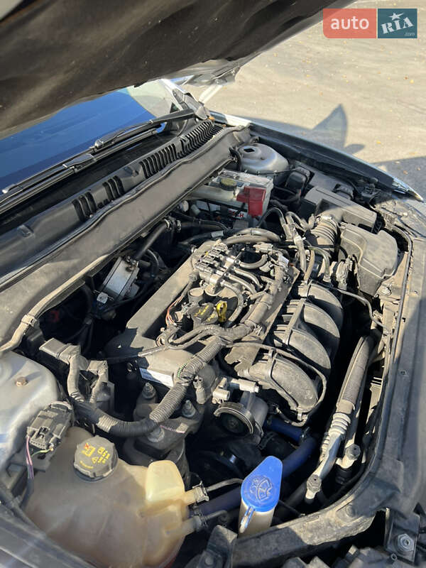 Седан Ford Fusion 2014 в Кам'янському