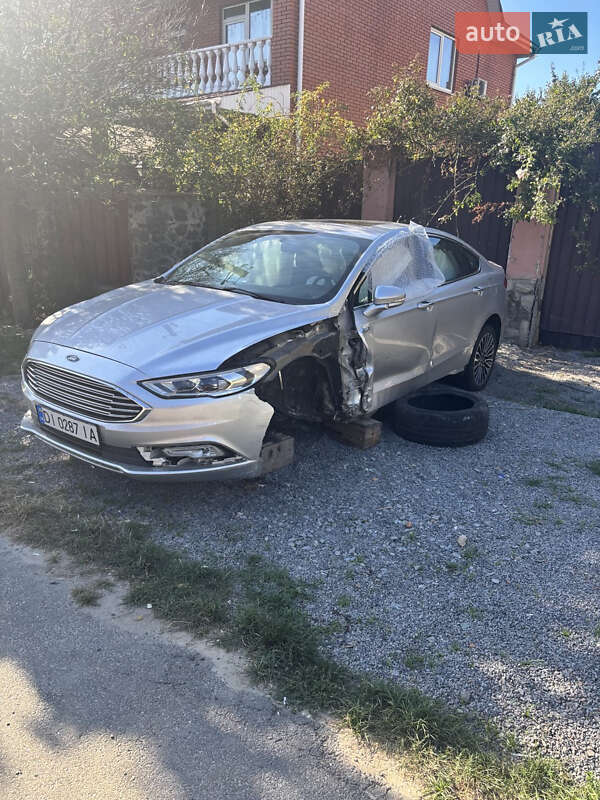 Седан Ford Fusion 2016 в Киеве фото Седан Ford Fusion 2016 в Киеве