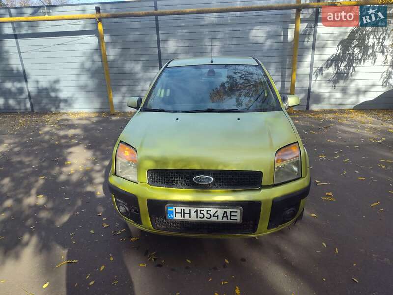 Хэтчбек Ford Fusion 2006 в Одессе фото Хэтчбек Ford Fusion 2006 в Одессе
