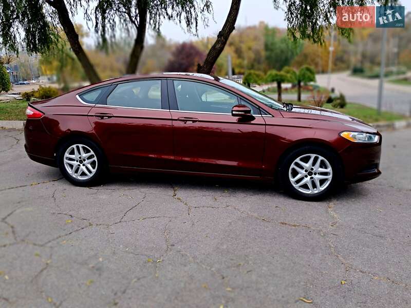 Седан Ford Fusion 2015 в Запорожье