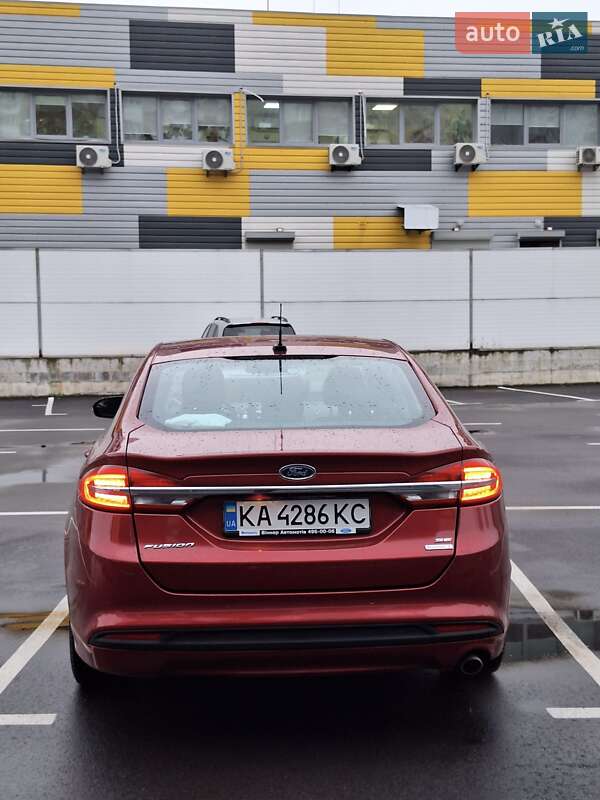 Седан Ford Fusion 2015 в Киеве