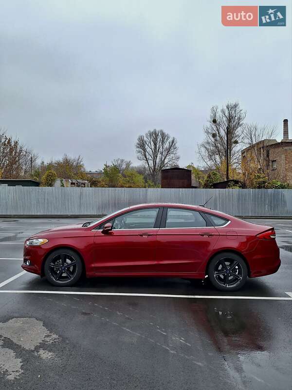 Седан Ford Fusion 2015 в Киеве