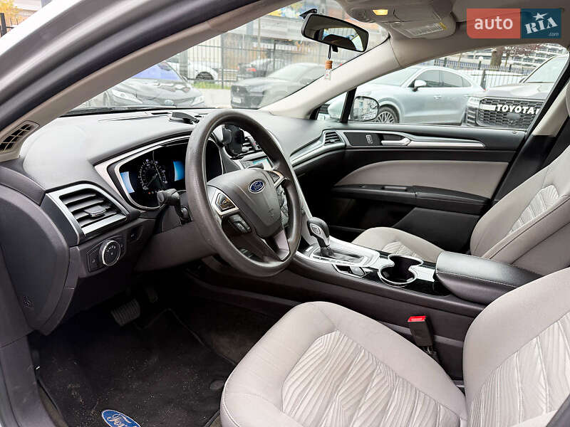 Седан Ford Fusion 2015 в Києві фото 2 Седан Ford Fusion 2015 в Києві